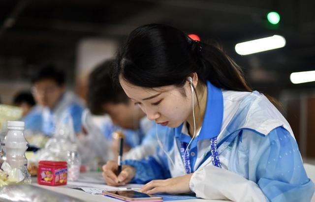 同样是大专，“职业学院”和“专科学院”有啥区别，该如何选择插图14