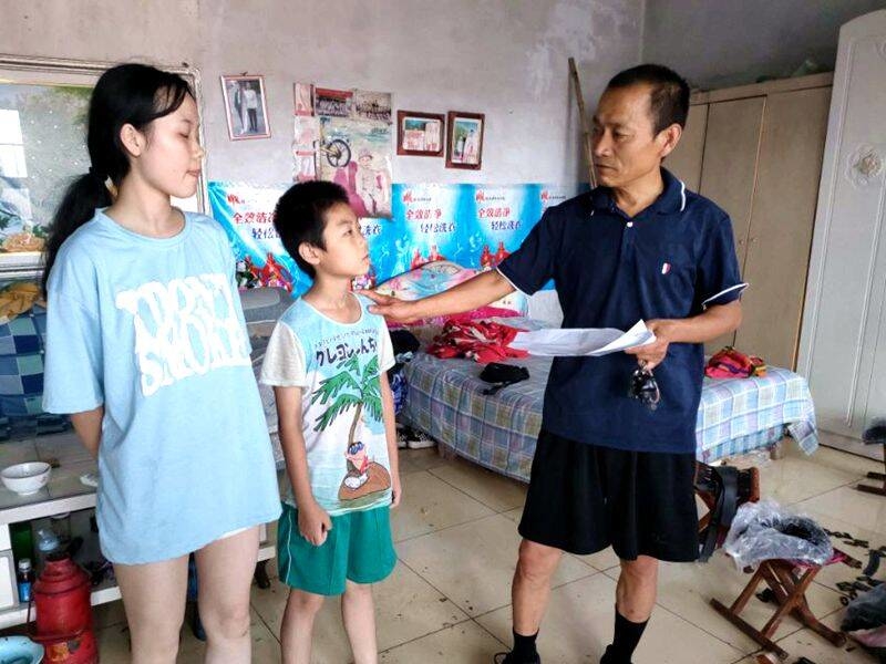 “俺老师来啦！”高青县常家学区台李小学开展暑假家访活动插图5